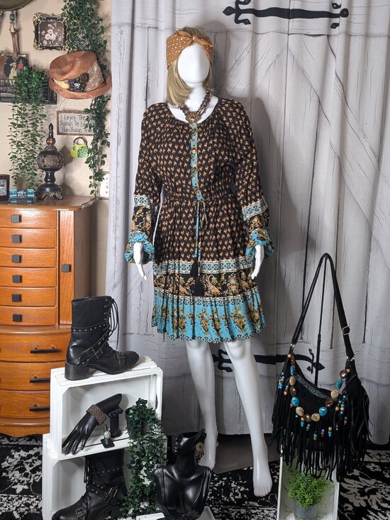 Source Unknown Dresses & Skirts - Boho Mini Dress Black Paisley Print L/S Tassel Tie Waist Size XL NWOT